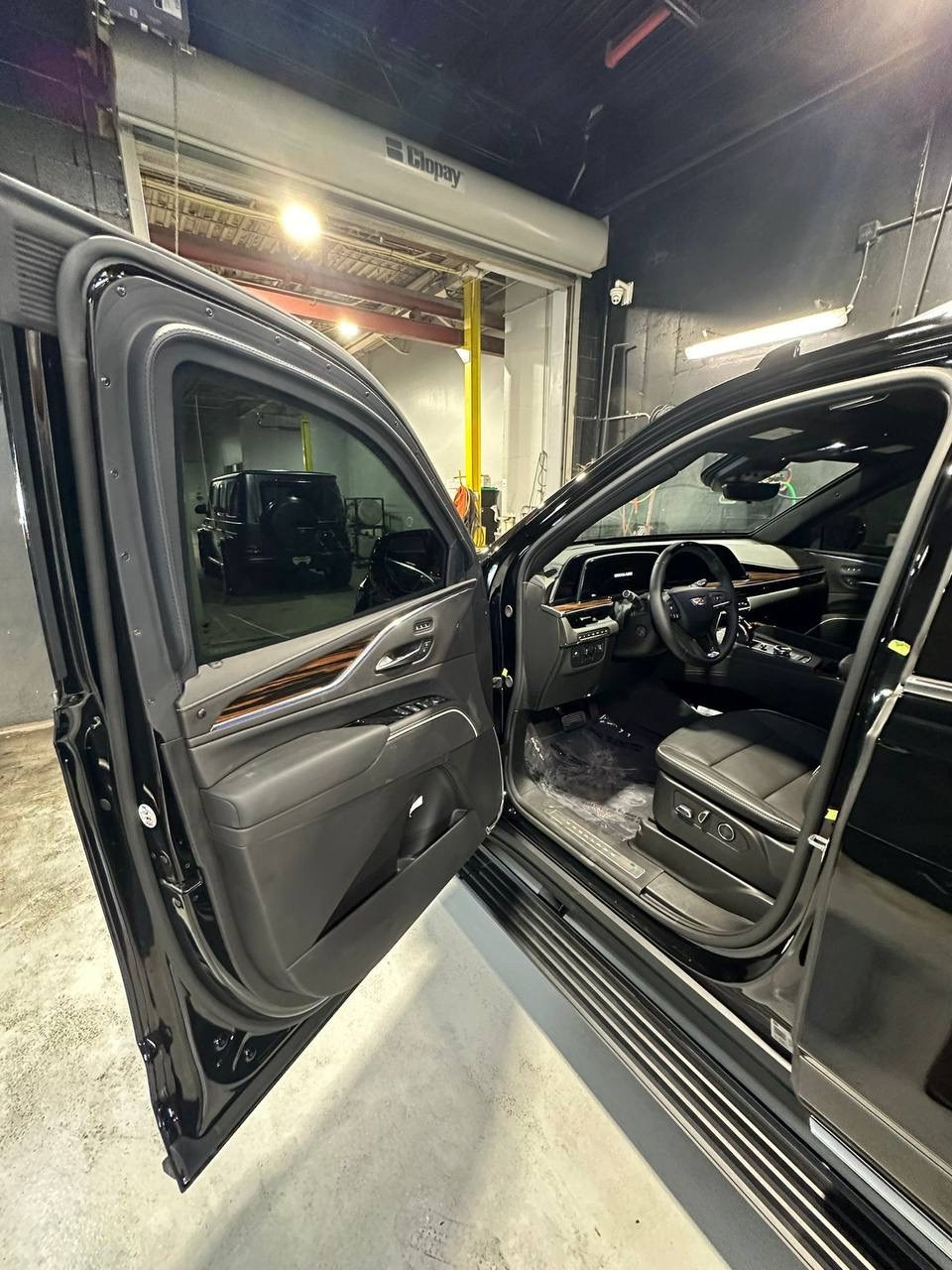 Armored car. Skyden Cars