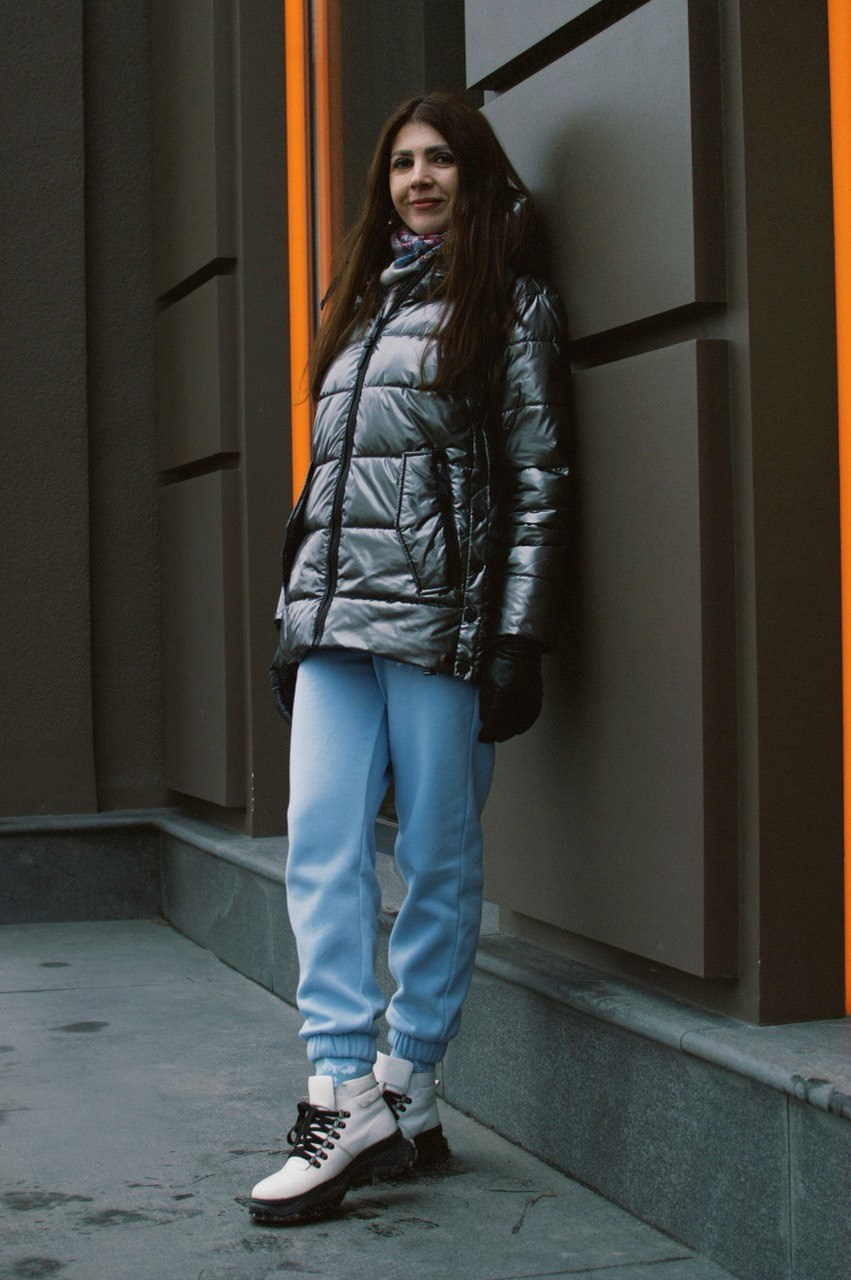 Фотосессия с еловыми ветками