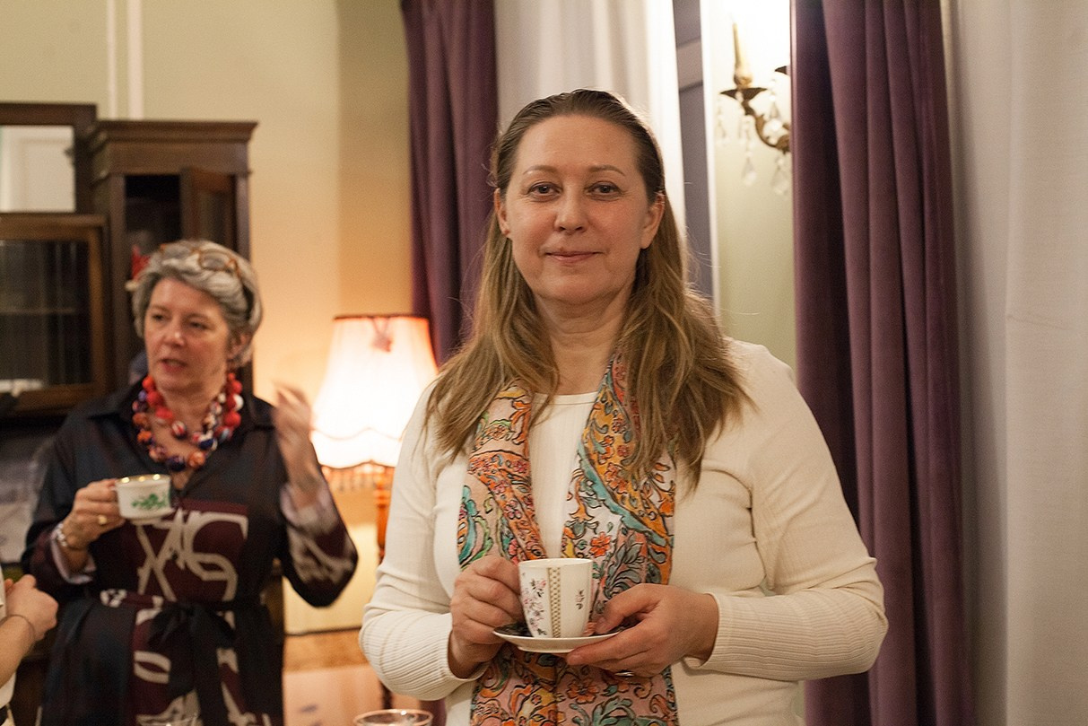 В Петербурге время чая. ФОТОГРАФ ЛИЛИЯ БИЧУРИНА