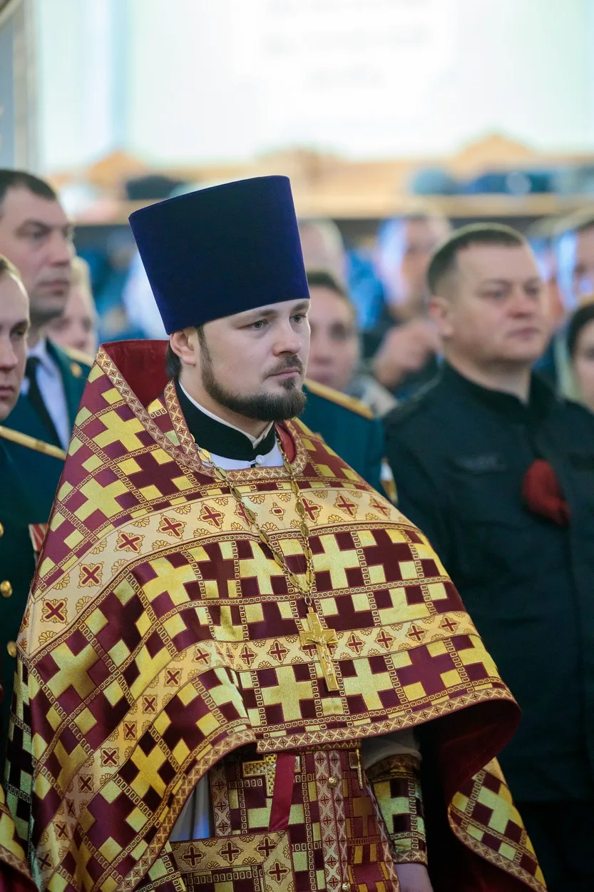 МИТРОПОЛИТ ИГНАТИЙ СОВЕРШИЛ БОЖЕСТВЕННУЮ ЛИТУРГИЮ В ПОКРОВСКОМ СОБОРЕ. Саратовское Северо-Западное благочиние