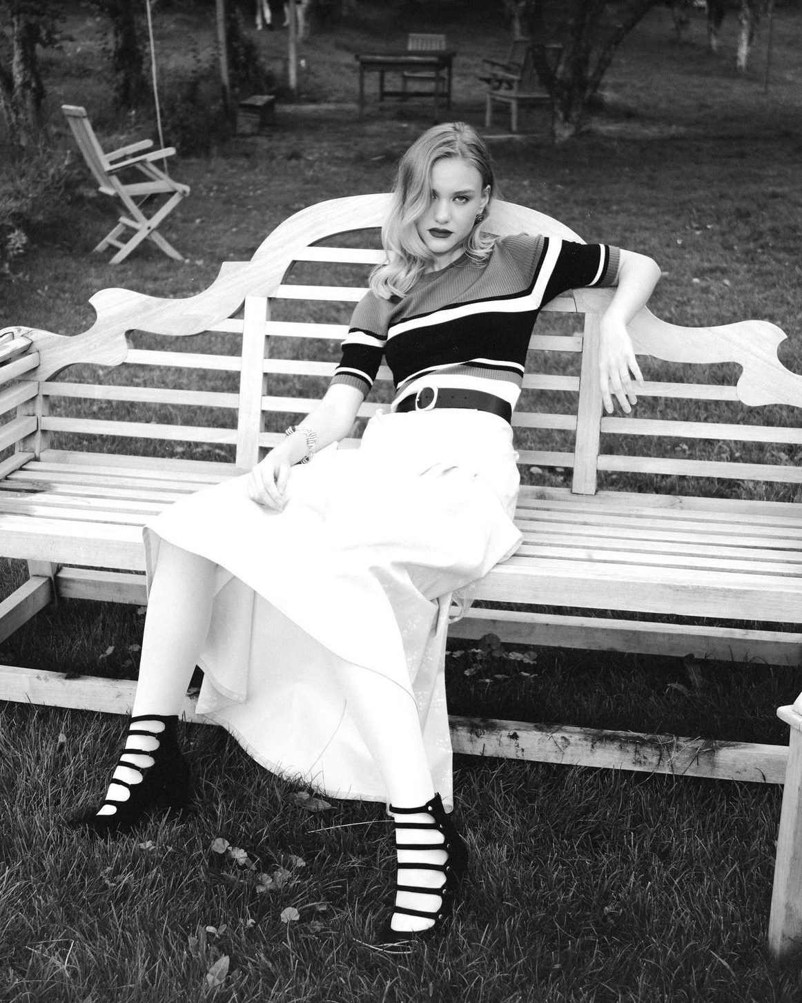 Près de l'arbre. Fashion, portrait, personal photographer. Almaty, KZ