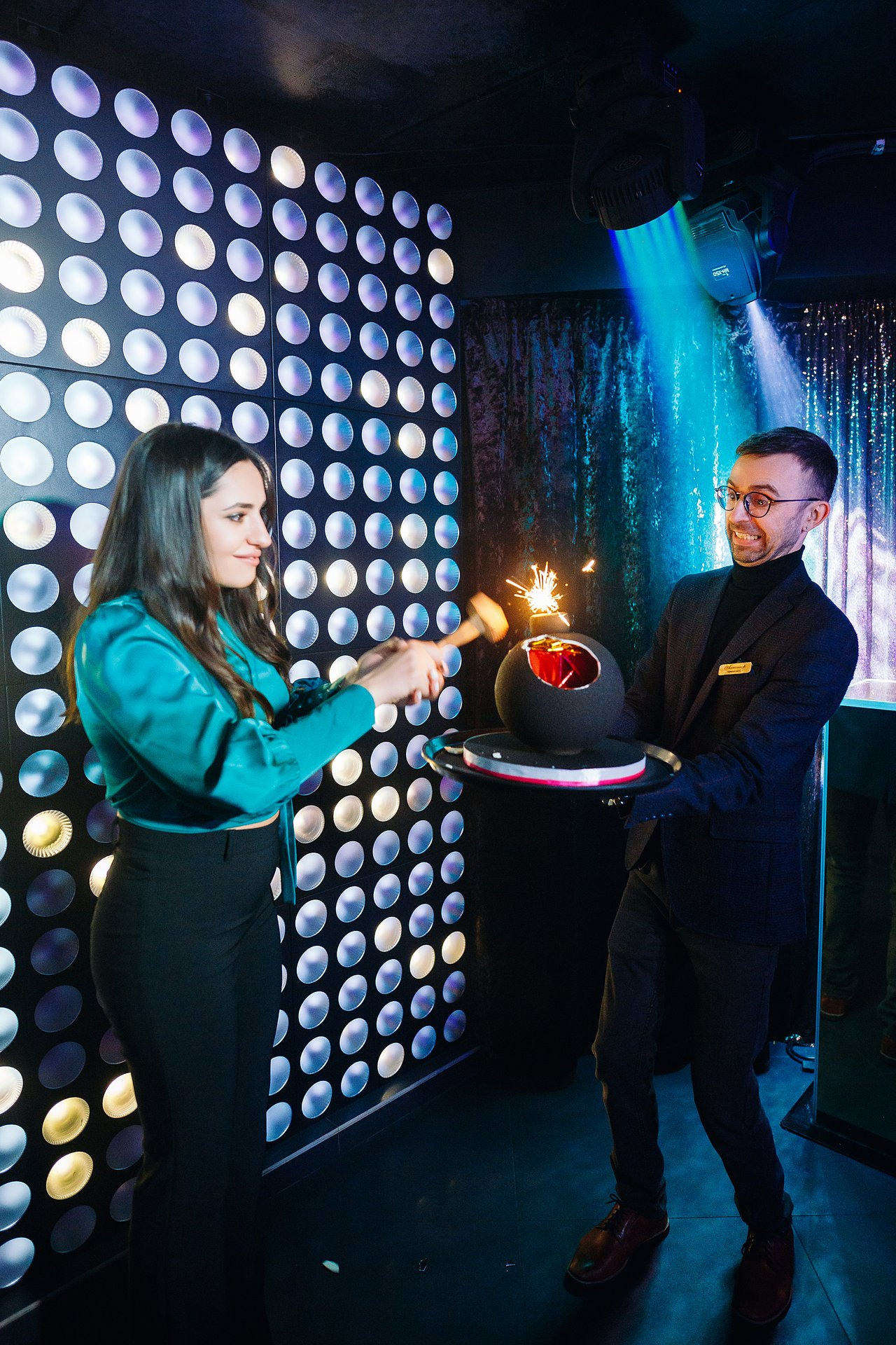 Фото репортаж из караоке клуба Эйфория. One Media Life: фоторепортажи, фотоотчеты с мероприятий и заведений