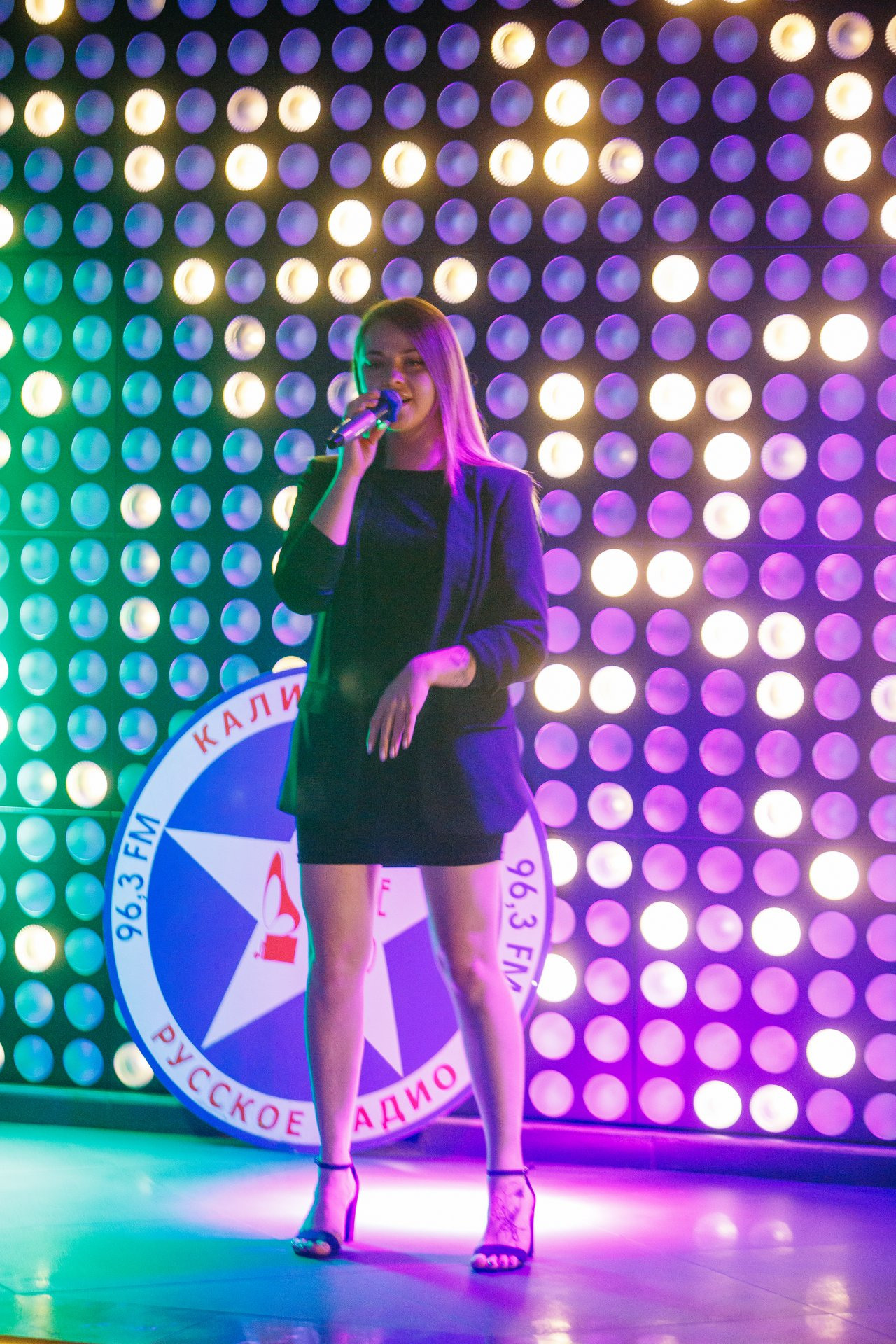 Фото репортаж с финала проекта Голос Эйфории. One Media Life: фоторепортажи, фотоотчеты с мероприятий и заведений