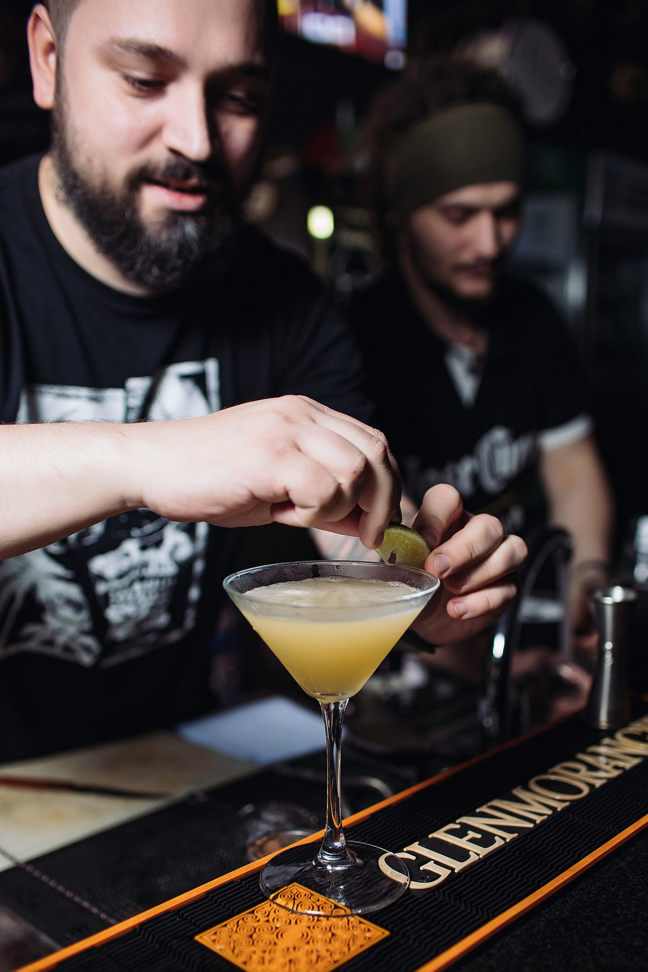 Фото репортаж из экстрим бара ХххХ. One Media Life: фоторепортажи, фотоотчеты с мероприятий и заведений