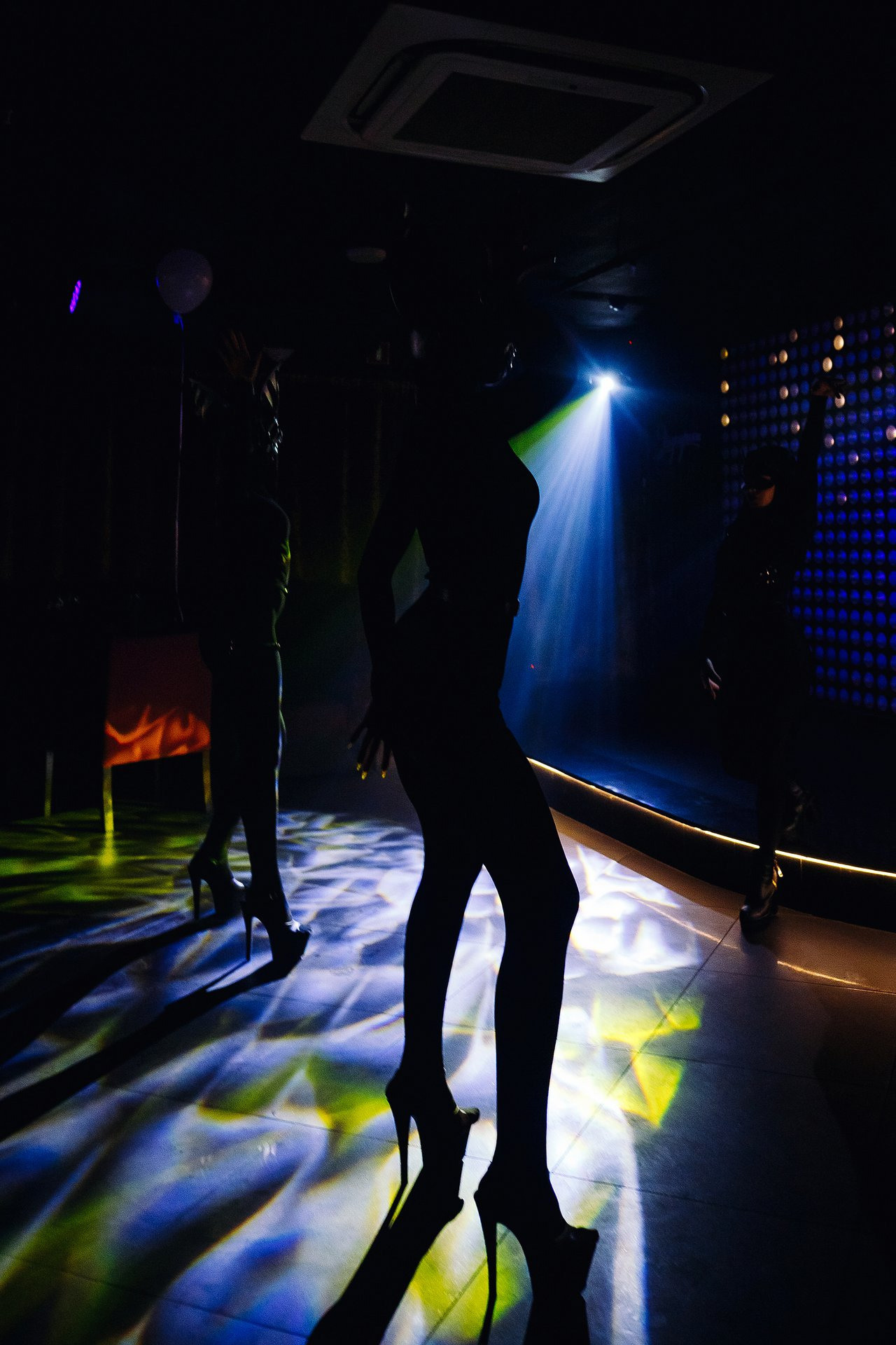 Фото репортаж с караоке клуба Эйфория. One Media Life: фоторепортажи, фотоотчеты с мероприятий и заведений