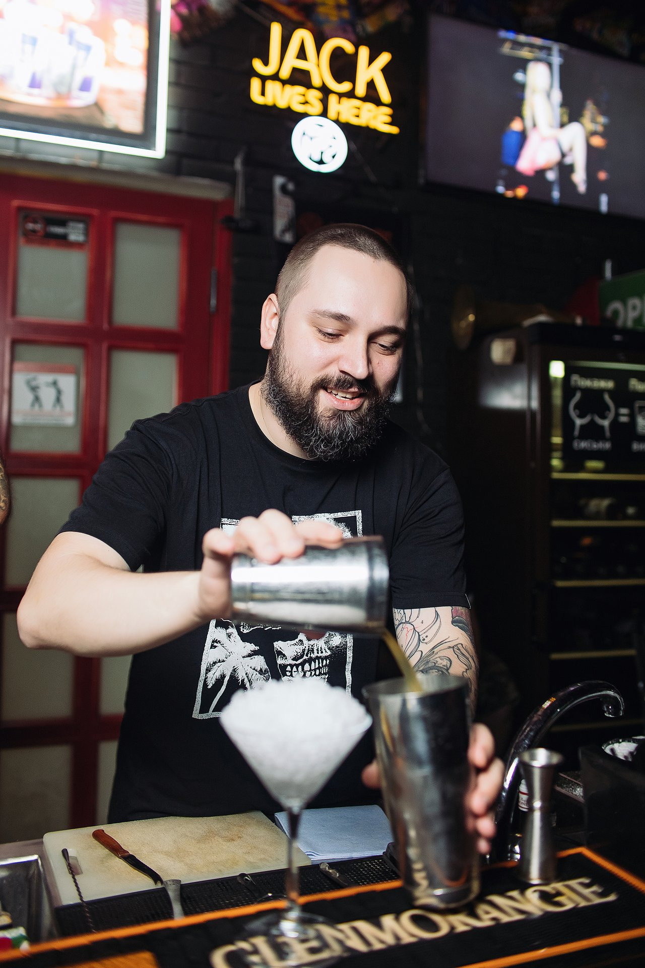 Фото репортаж из экстрим бара ХххХ. One Media Life: фоторепортажи, фотоотчеты с мероприятий и заведений