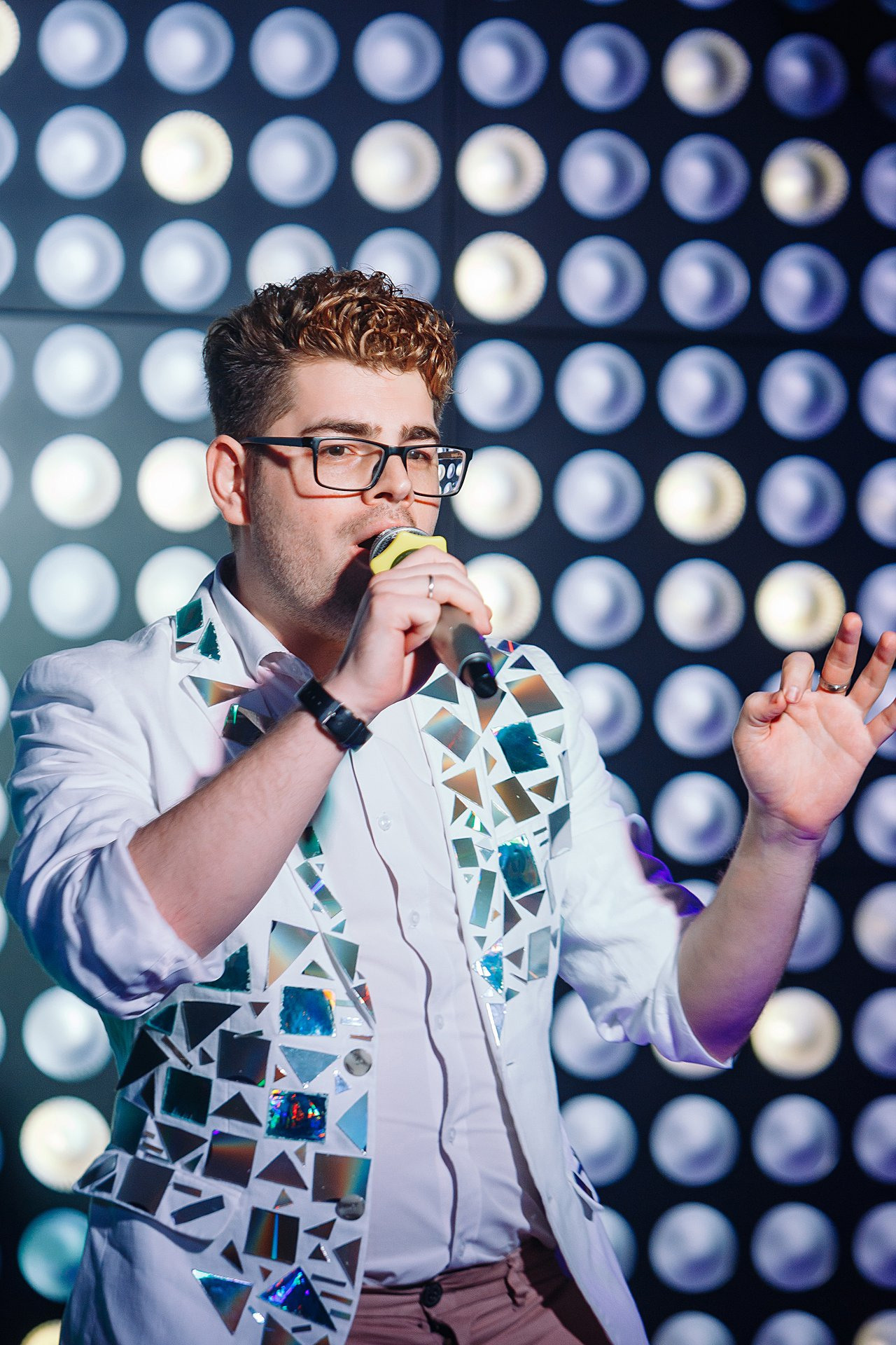 Фото репортаж с финала проекта Голос Эйфории. One Media Life: фоторепортажи, фотоотчеты с мероприятий и заведений