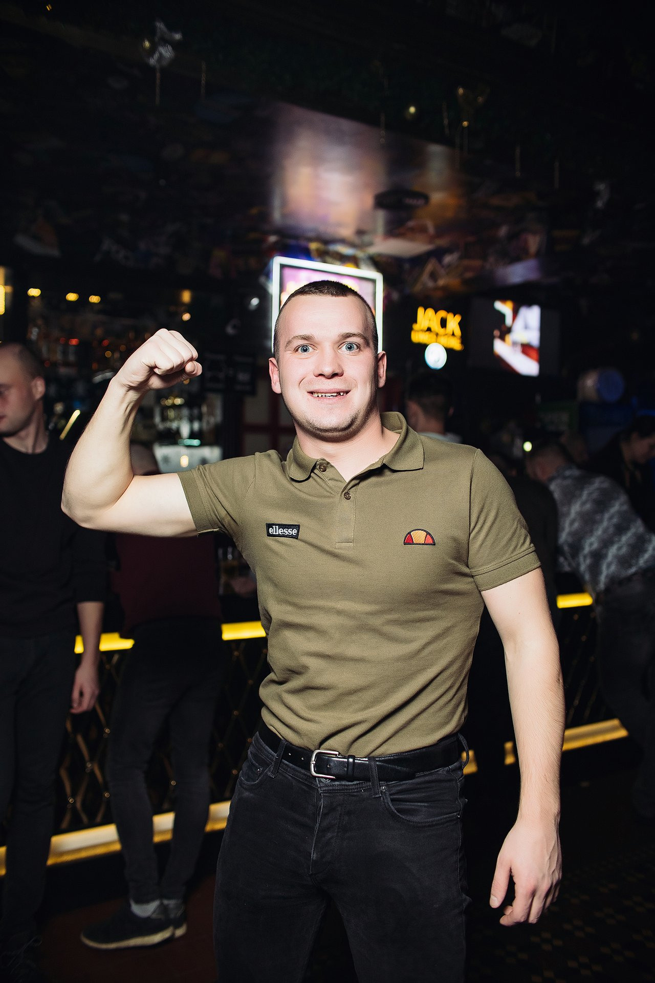 Фото репортаж из экстрим бара ХххХ. One Media Life: фоторепортажи, фотоотчеты с мероприятий и заведений