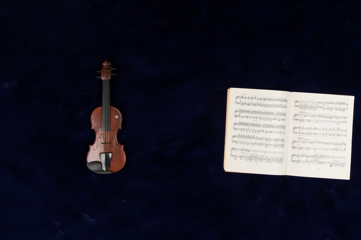 Реквизит для новорожденных и младенцев. Фотостудия Алматы. Семейная и детская фотостудия Family studio.Фотограф Алматы