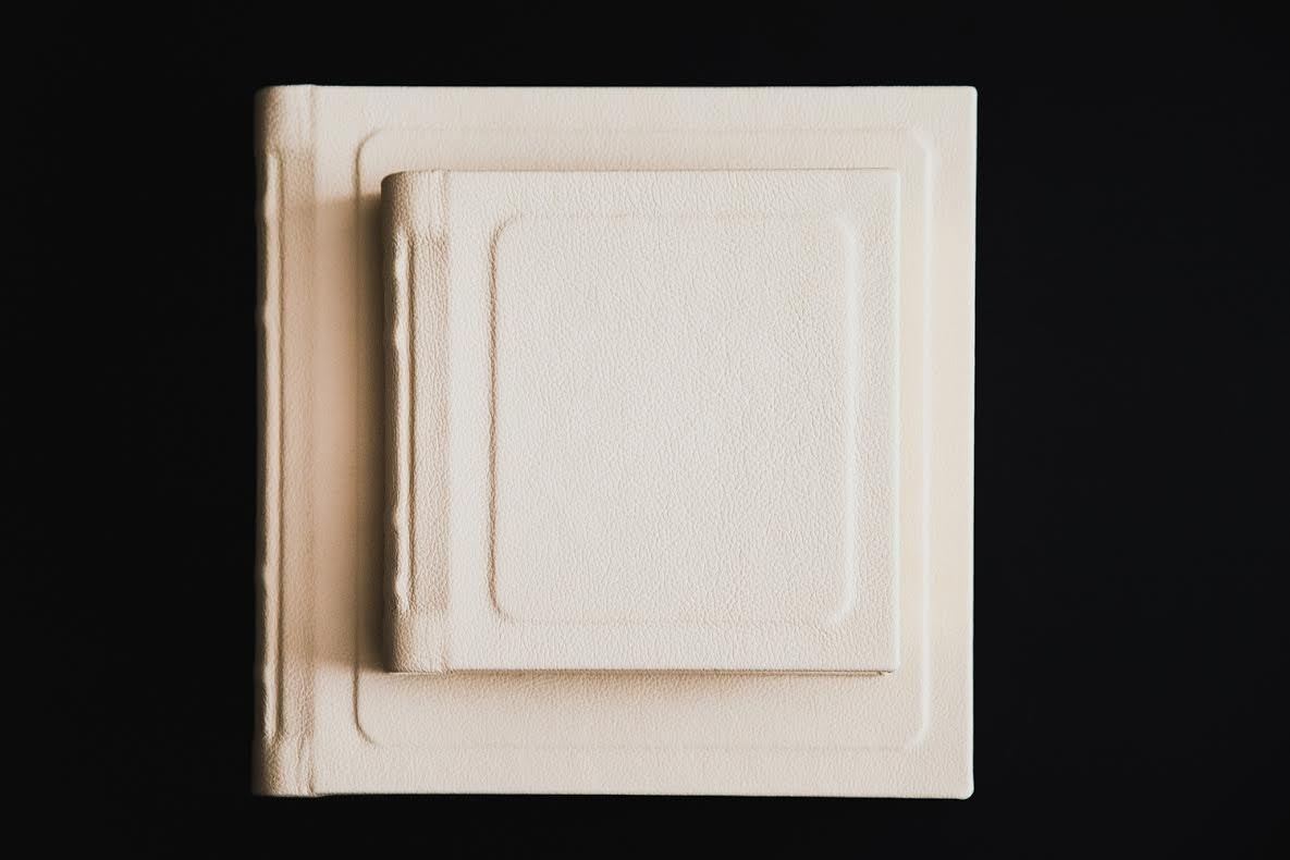 Сертификаты и фотокниги. Семейный, портретный и свадебный фотограф в Санкт-Петербурге и Москве