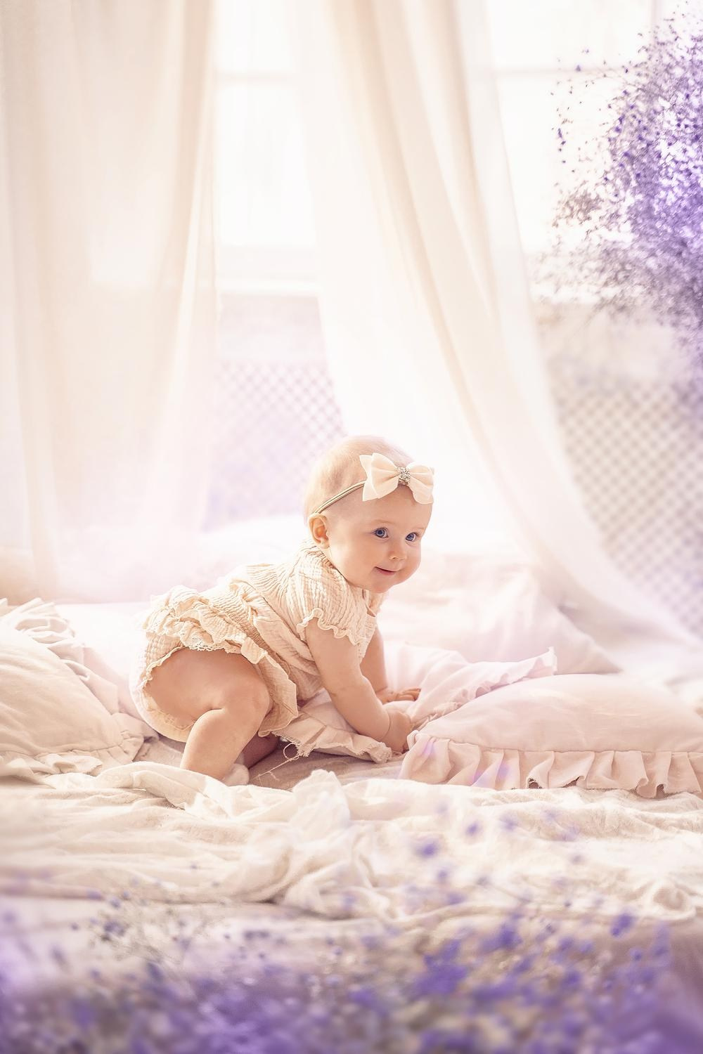 Весенняя фотосессия в лиловых цветах. Детский и семейный фотограф в Москве Катерина Орлова