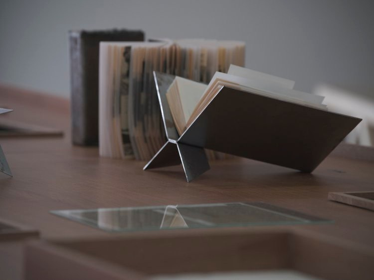 Книга из шорт-листа Dummy Award 2024 — «Seeing Against Seeing» Алексея Юренева. Private image