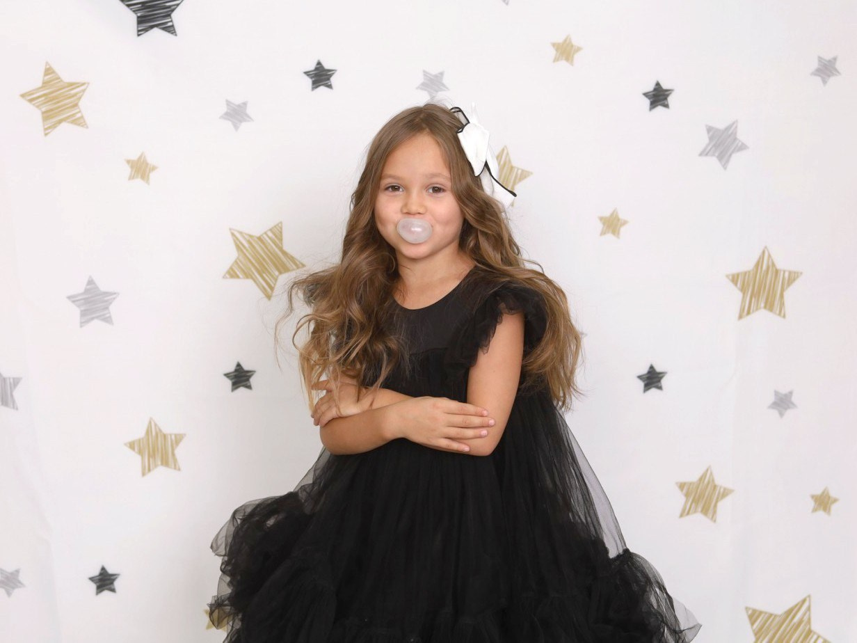 Команда фотостудии Fotobook. Выпускные альбомы в Тюмени для школ, садов, вузов спортивных секций