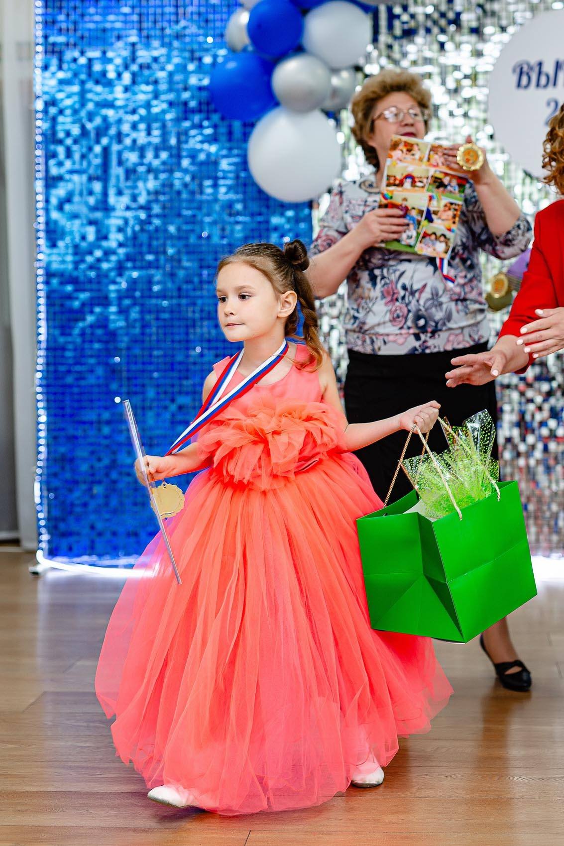 24.5.24 Выпускной Веснянка. Владивосток семейный фотограф Александр Степанов