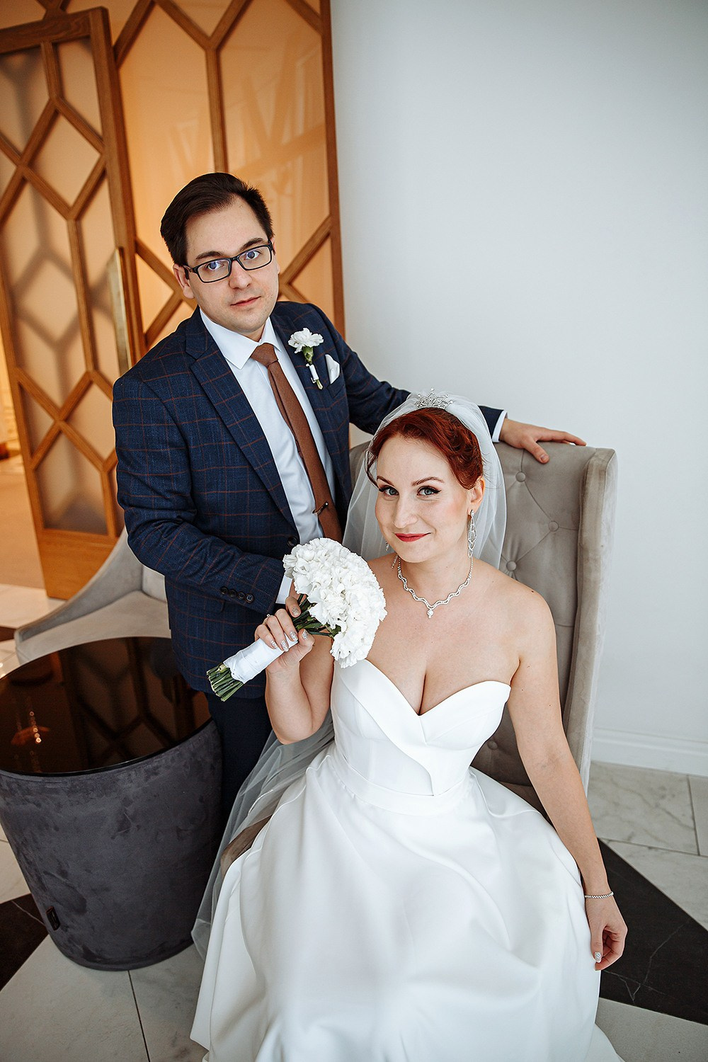 Фотосессия жениха и невесты в ЗАГСе Красногорск ТЦ Вегас