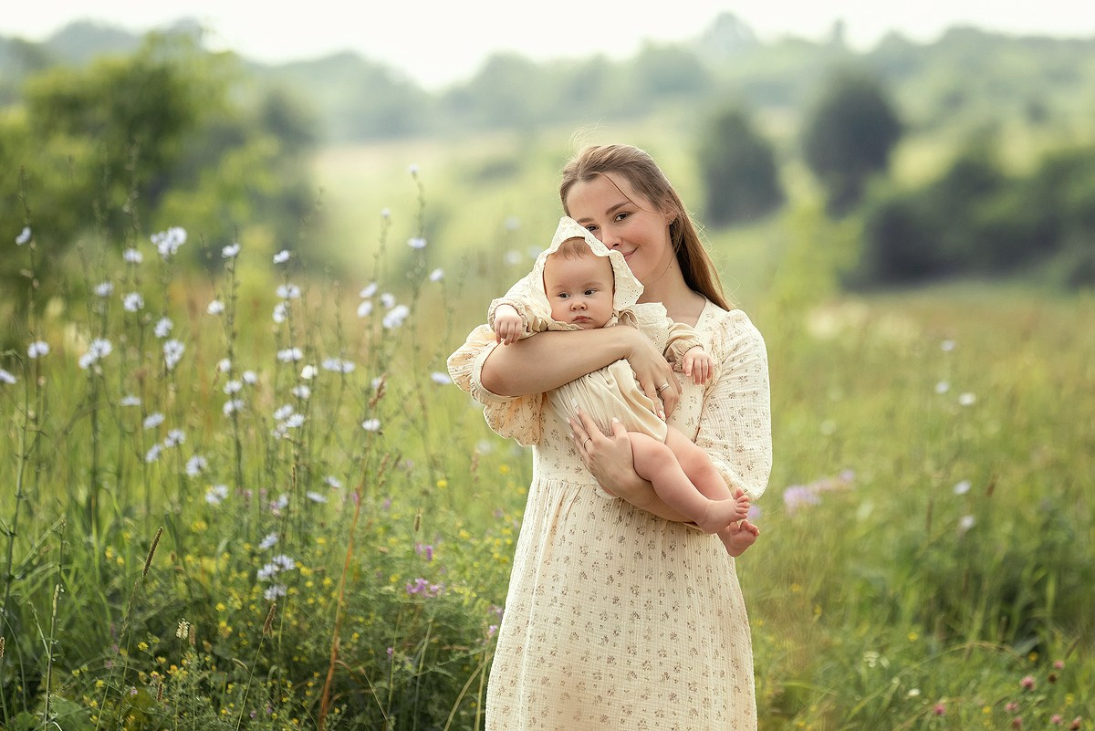Фотосессия материнства на природе. Tatyana Nadezhdina Family photographer