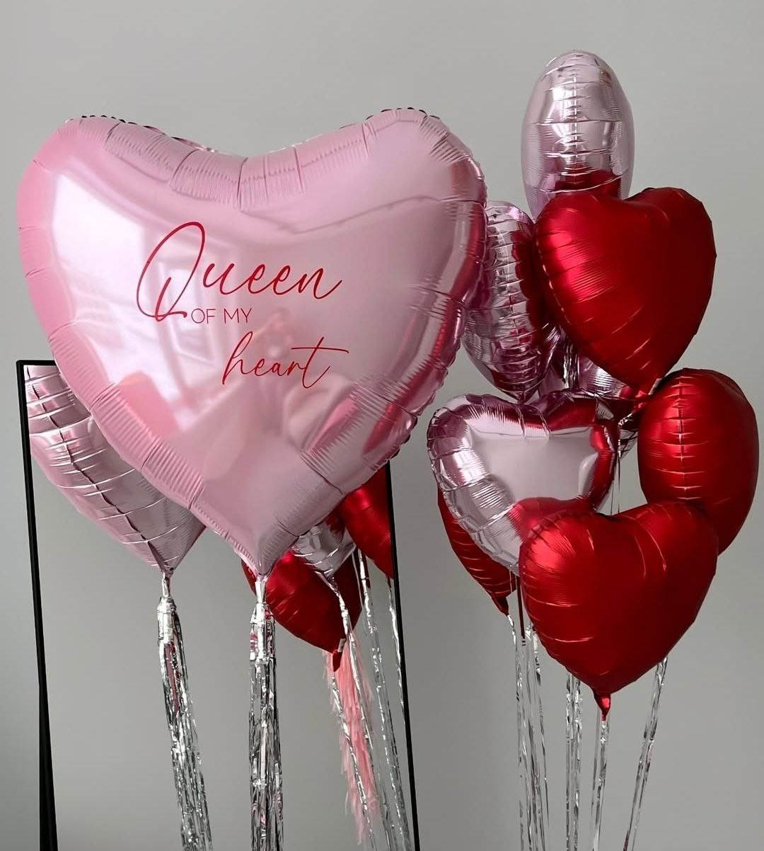 Balino prvi rodendan dostava balona Novi Sad dostava balonaBeograd. Шары с гелием, фотозоны Нови Сад Белград. Balone i dekoracije od balona Novi Sad Beograd