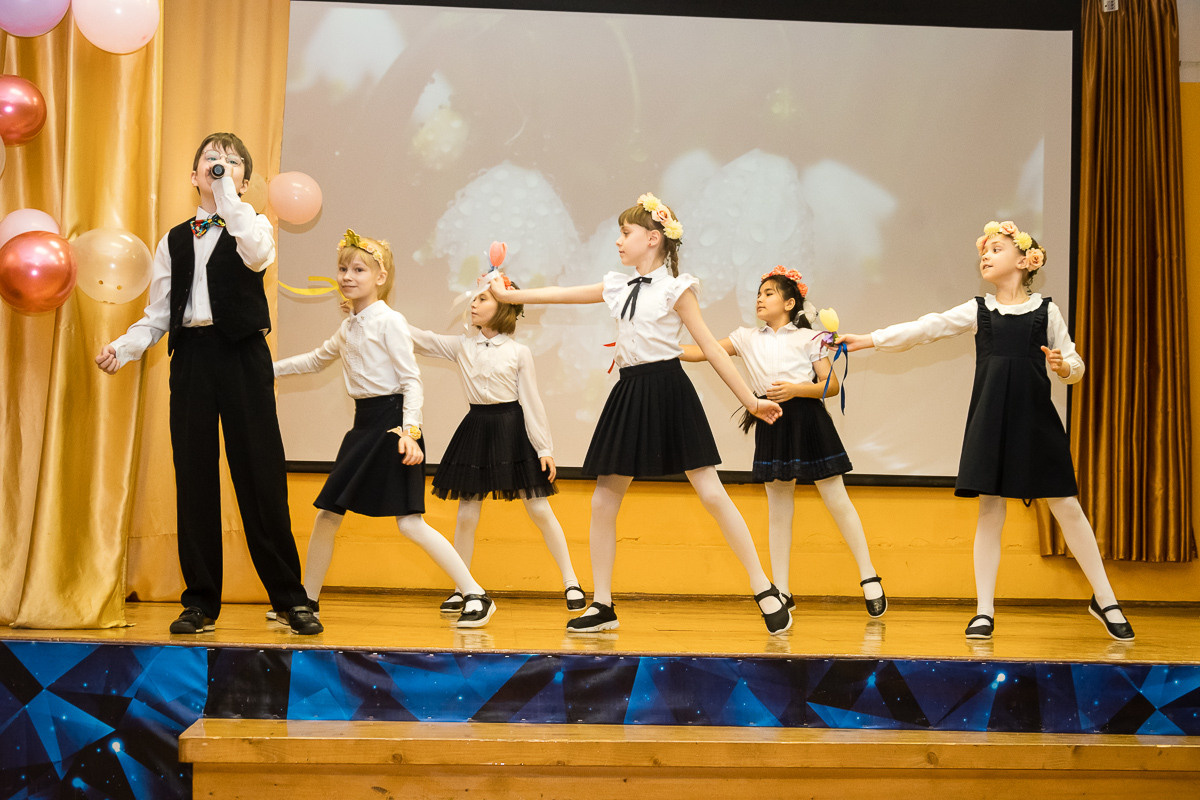 2023 шк16 8 марта. Выпускные альбомы в Москве и области от Анны Гайдаш