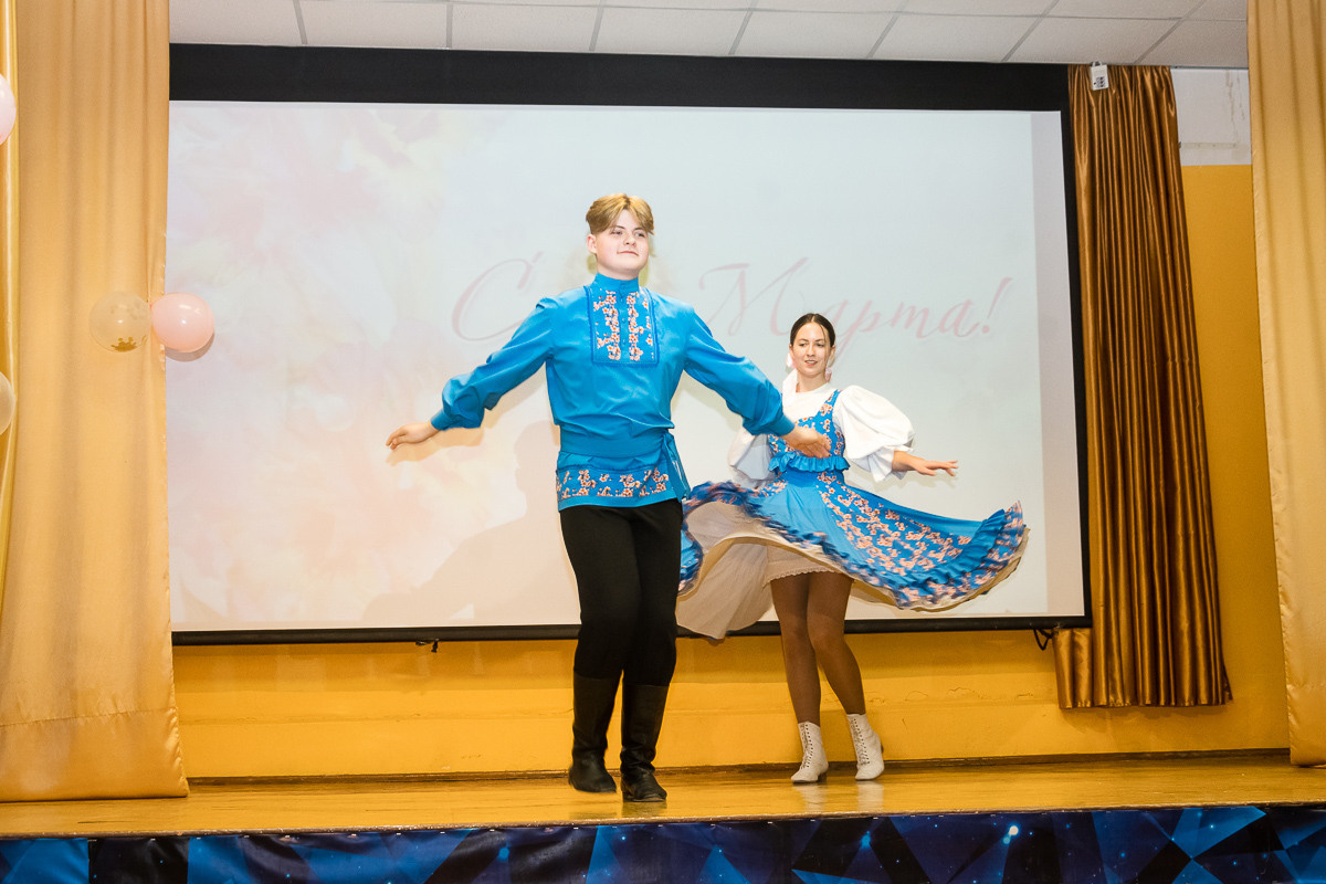 2023 шк16 8 марта. Выпускные альбомы в Москве и области от Анны Гайдаш