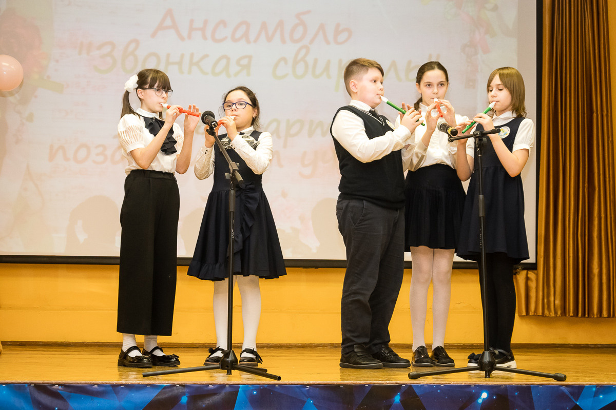 2023 шк16 8 марта. Выпускные альбомы в Москве и области от Анны Гайдаш