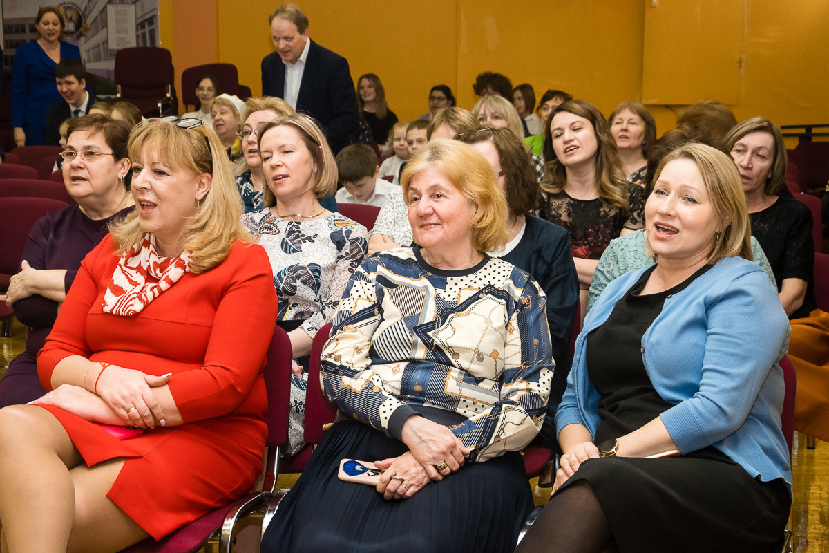 2023 шк16 8 марта. Выпускные альбомы в Москве и области от Анны Гайдаш