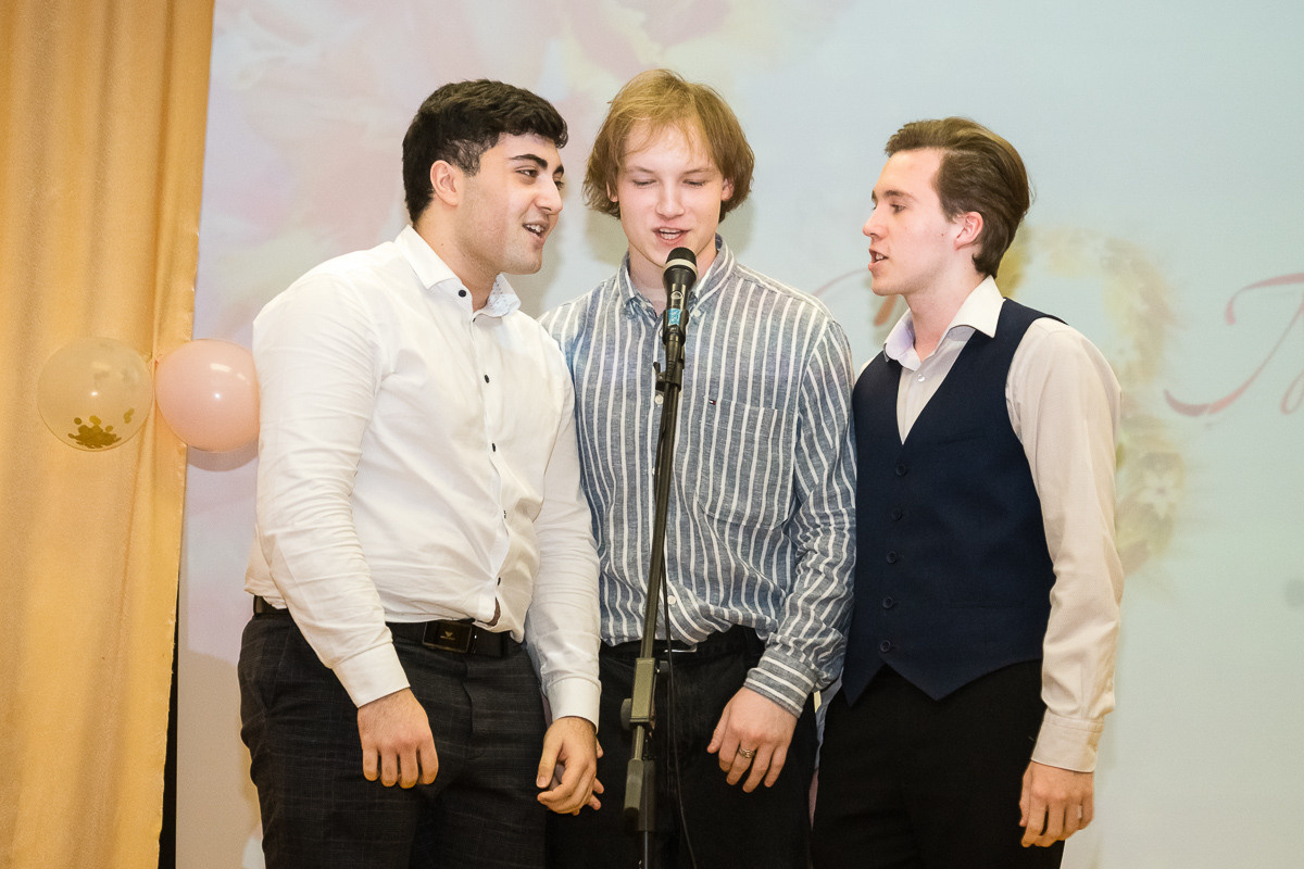 2023 шк16 8 марта. Выпускные альбомы в Москве и области от Анны Гайдаш