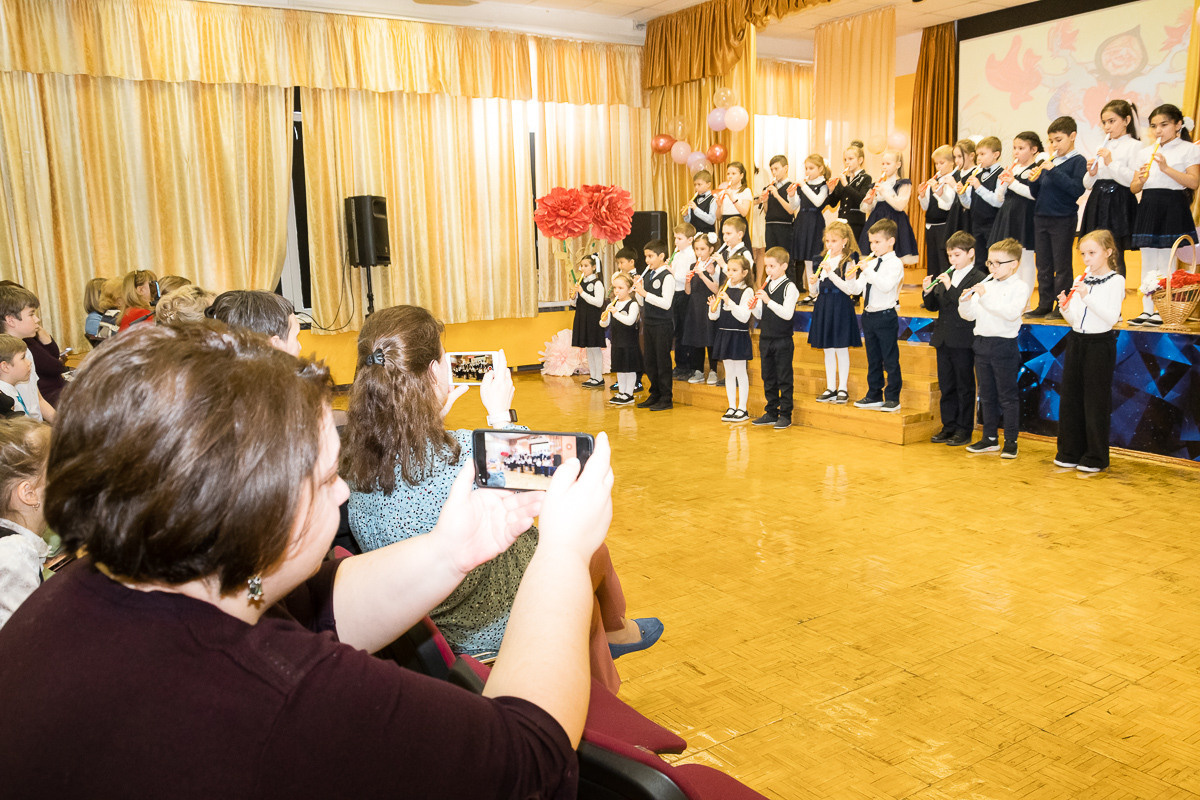 2023 шк16 8 марта. Выпускные альбомы в Москве и области от Анны Гайдаш