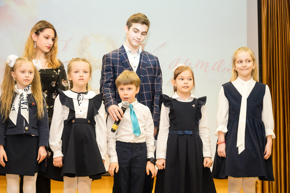 2023 шк16 8 марта. Выпускные альбомы в Москве и области от Анны Гайдаш