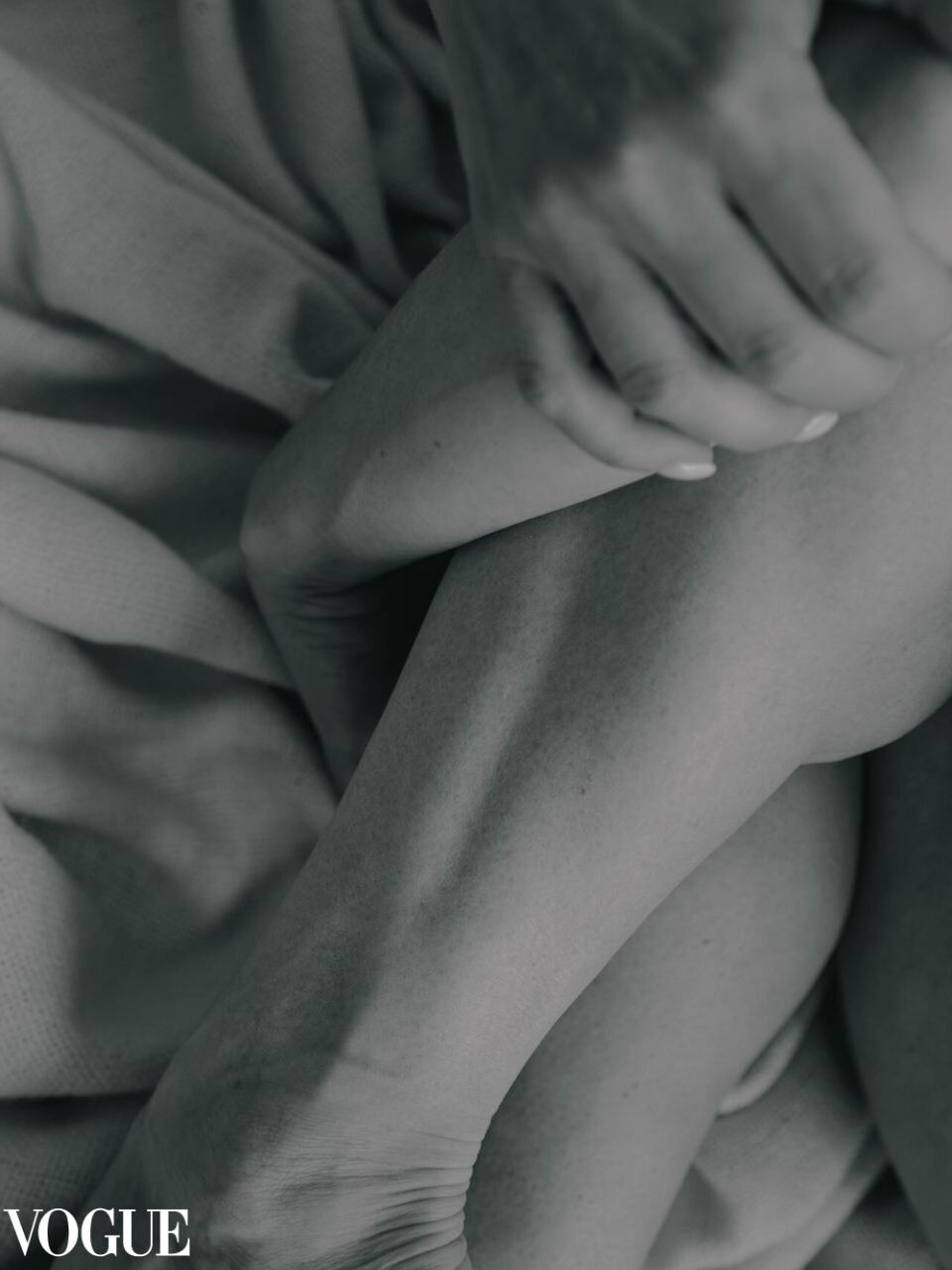 VOGUE June 2023. Визуальный художник Лиана Даренская, Москва