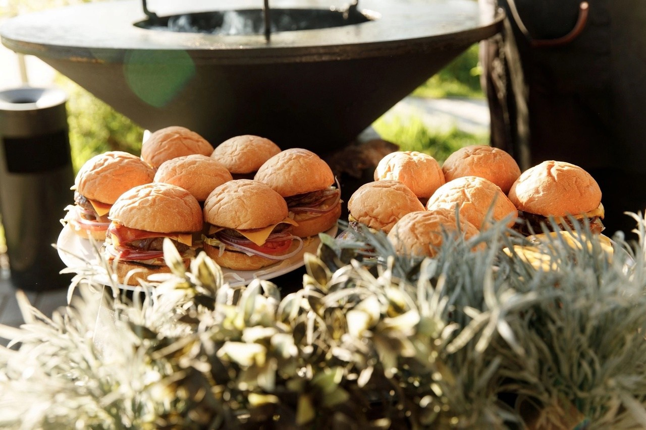 Бургерная станция. Кейтеринг Royal Catering | По Москве и Московской области организуем р