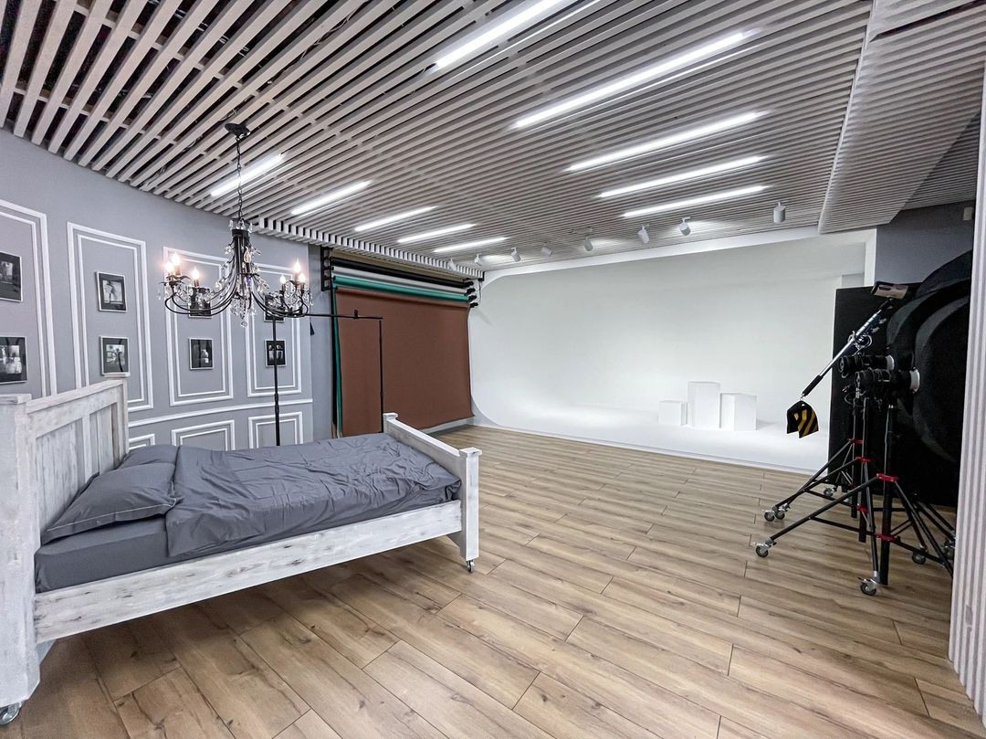 Зал Циклорама студия PhotoZone (ЖД Вокзал). Фотограф для жизни, бизнеса и соц сетей Ирина Нечет, Владивосток