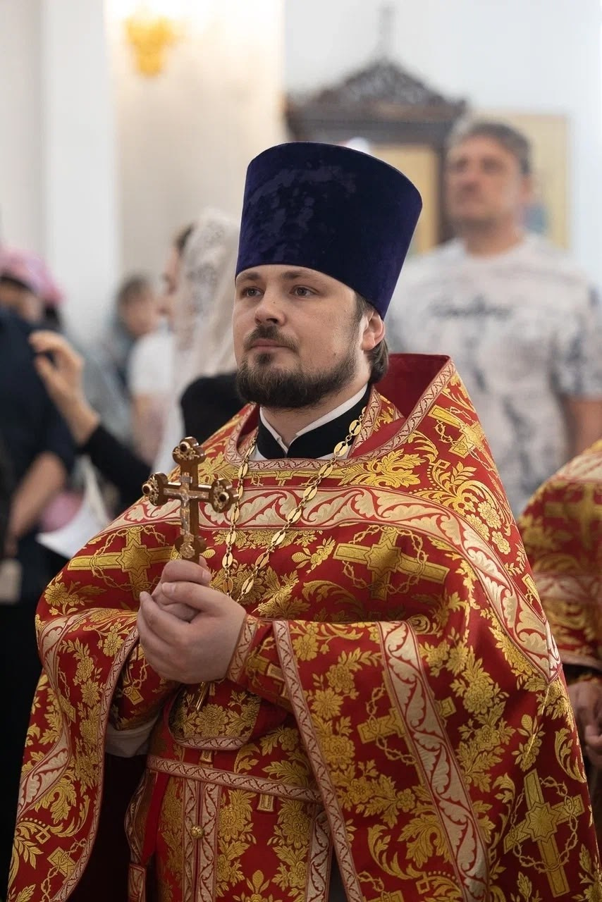 МИТРОПОЛИТ ИГНАТИЙ СОВЕРШИЛ БОЖЕСТВЕННУЮ ЛИТУРГИЮ В ХРАМЕ НЕРУКОТВОРНОГО ОБРАЗА СПАСИТЕЛЯ Г. САРАТОВА. Саратовское Северо-Западное благочиние