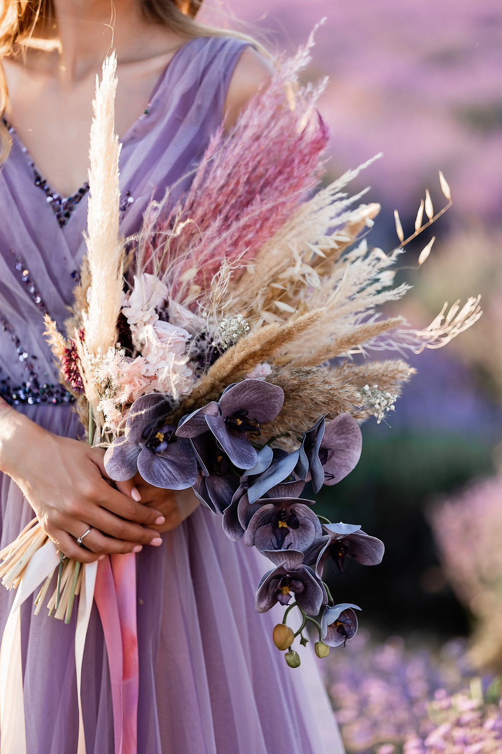 Вадим и Катя - свадебная выездная церемония и фотосессия в лаванде. Свадебный фотограф, фотосъемка в Крыму, Севастополе, Симферополе, Ялте