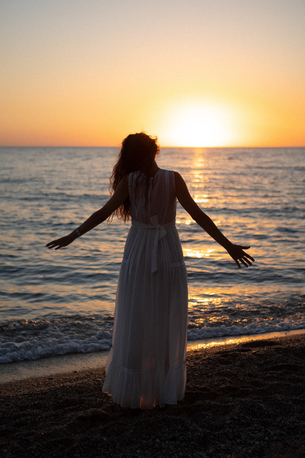 Женя и Настя - Лавстори на западном берегу Крыма в Орловке и Каче. Свадебный фотограф, фотосъемка в Крыму, Севастополе, Симферополе, Ялте