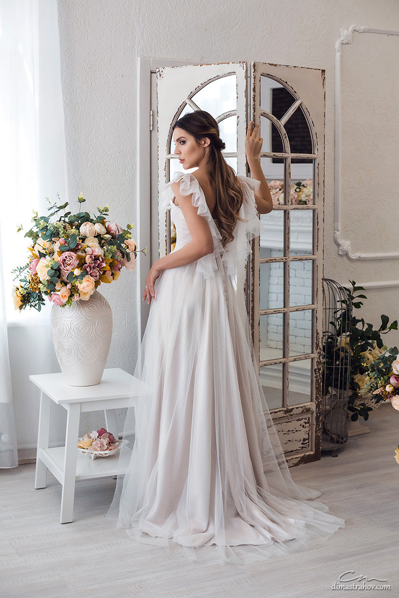 Утро невесты в студии. Свадебный фотограф, фотосъемка в Крыму, Севастополе, Симферополе, Ялте