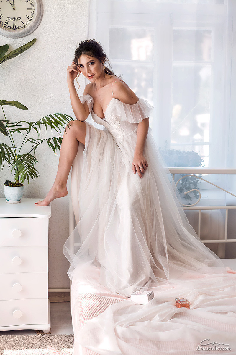 Утро невесты в студии. Свадебный фотограф, фотосъемка в Крыму, Севастополе, Симферополе, Ялте