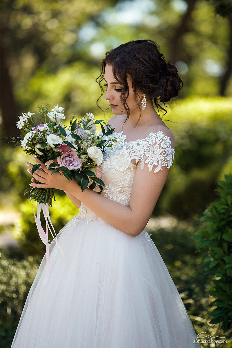 Свадьба Димы и Алисы. Прогулка, регистрация и банкет в ресторане. Свадебный фотограф, фотосъемка в Крыму, Севастополе, Симферополе, Ялте