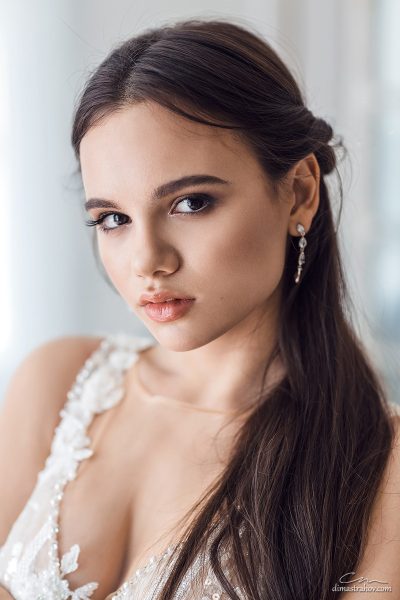 Утро невесты в студии. Свадебный фотограф, фотосъемка в Крыму, Севастополе, Симферополе, Ялте