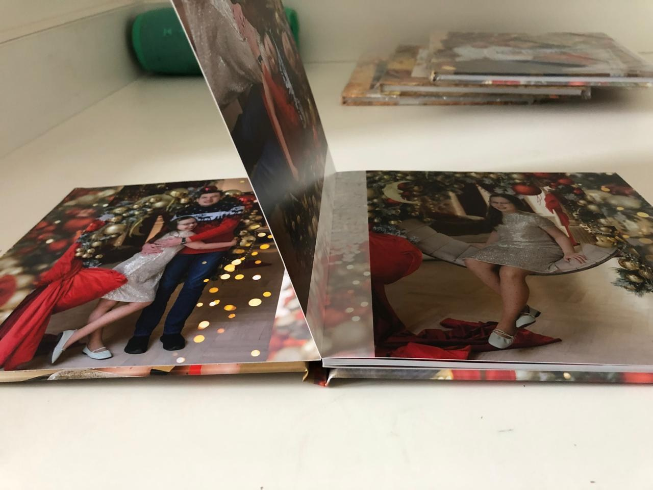 Information and price for the services of a photographer in Scotland. Elena Carruthers family photographer in Scotland (Edinburgh, Glasgow)