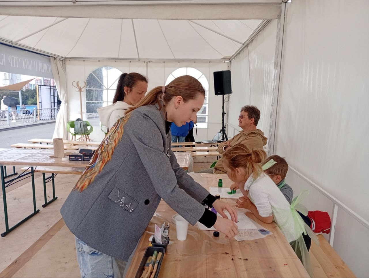 Корпоративы и арт-мероприятия. ART.KARAS — студия кастомизации одежды и арт-мероприятий