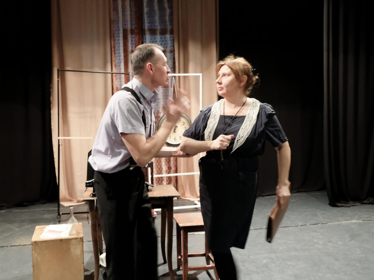 «Безымянная звезда» спектакль, режиссёр - В.Сабельфельд, театр "Палитра", Дом Шрёдера