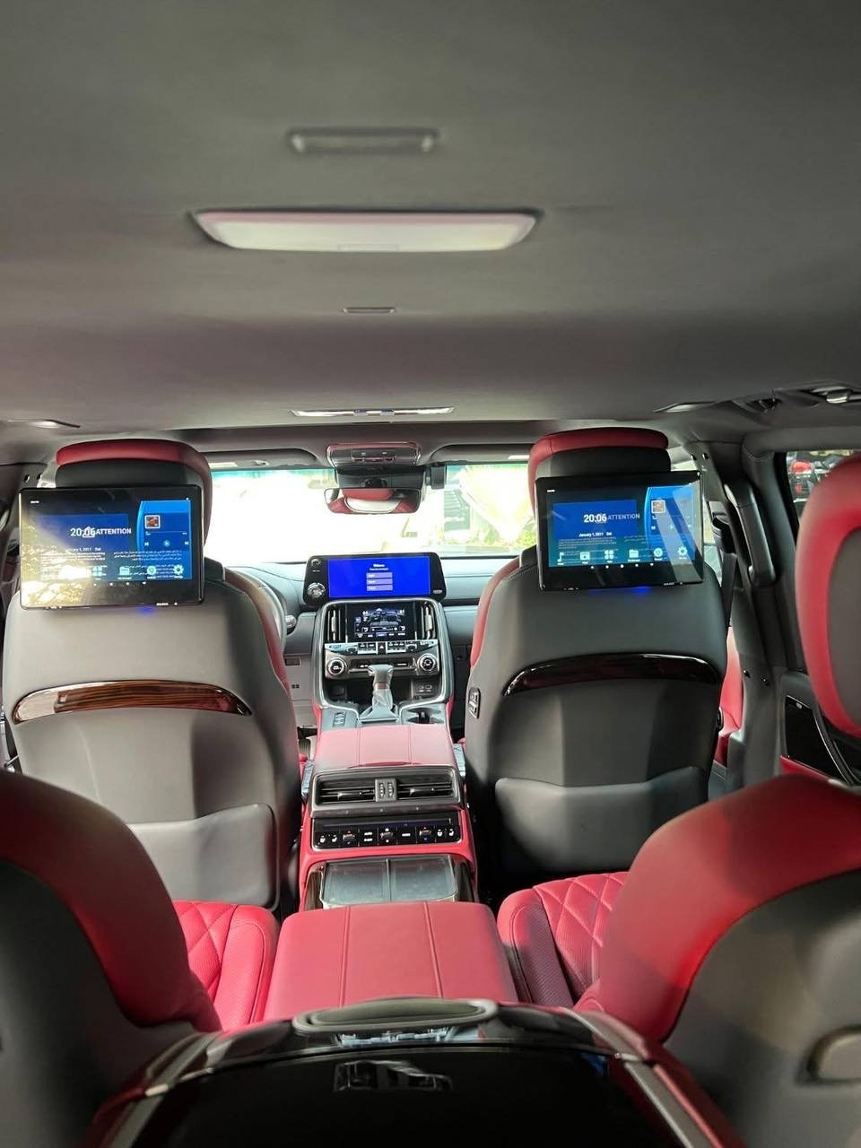 Armored car. Skyden Cars