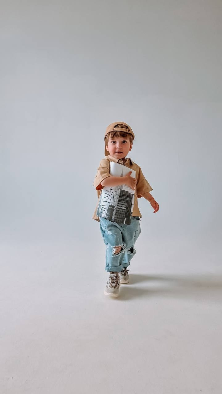 Модель для предметной съемки мальчик Радэль Казань| Sale Easy