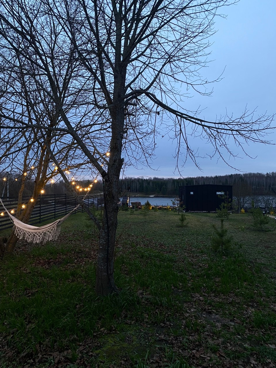 Глэмпинг. Аренда дома для отдыха в Брянске. Банный чан, зона BBQ. Дом на озере в Брянске. Отдых Брянск