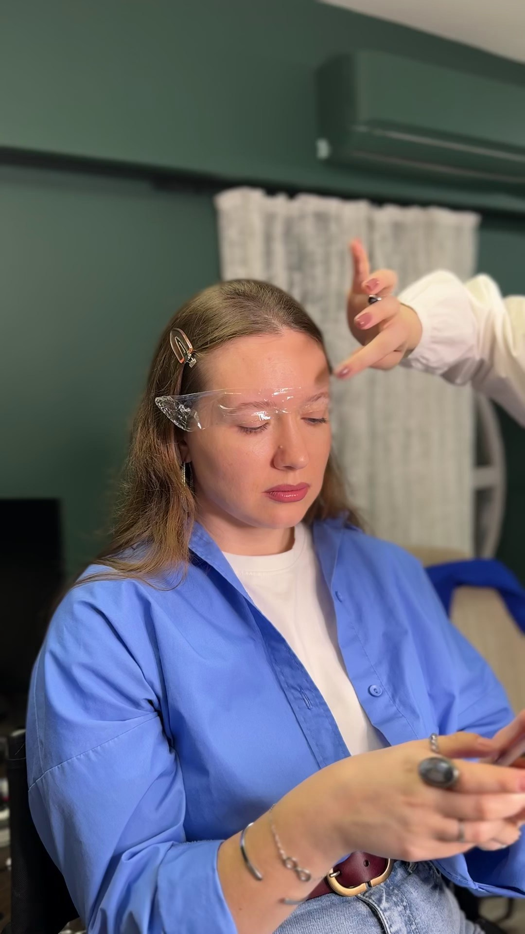 БРОВИСТ С 0. Кристина Захаренкова