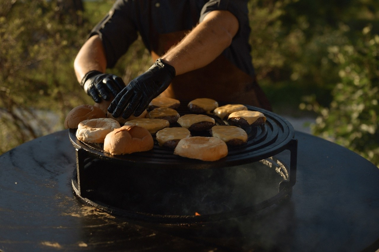 Бургерная станция. Кейтеринг Royal Catering | По Москве и Московской области организуем р