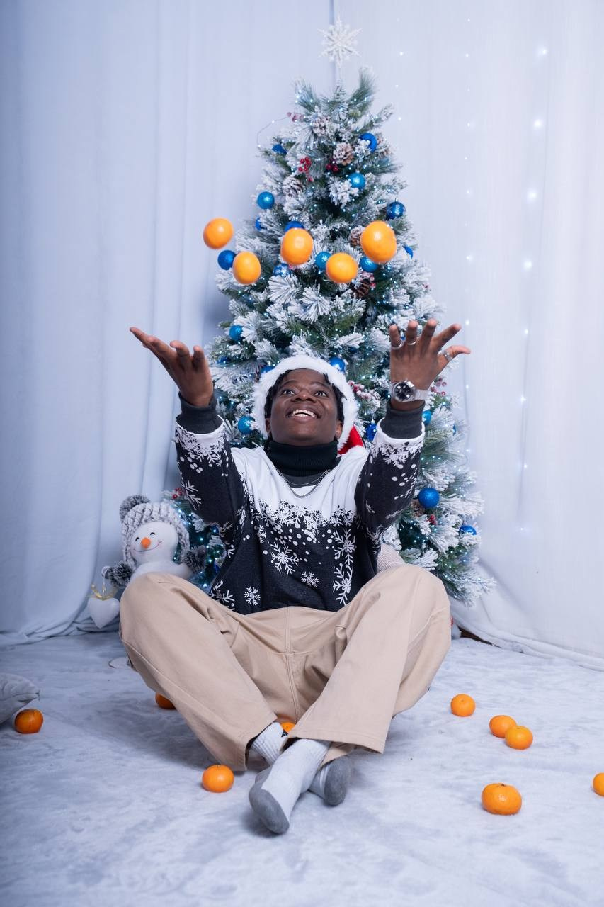 Новосибирск. Коммерческий фотограф для маркетплейсов Wildberries и Ozon в Новосибирске — фото и видео для брендов