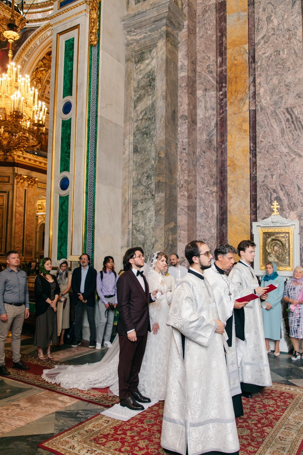 где венчаться в спб, сколько стоит венчание спб, храмы для венчания в питере, лучшие храмы спб, как записаться на венчание исаакиевский собор, цена венчания исаакиевский собор, фотограф на венчание спб, питер, свадьба