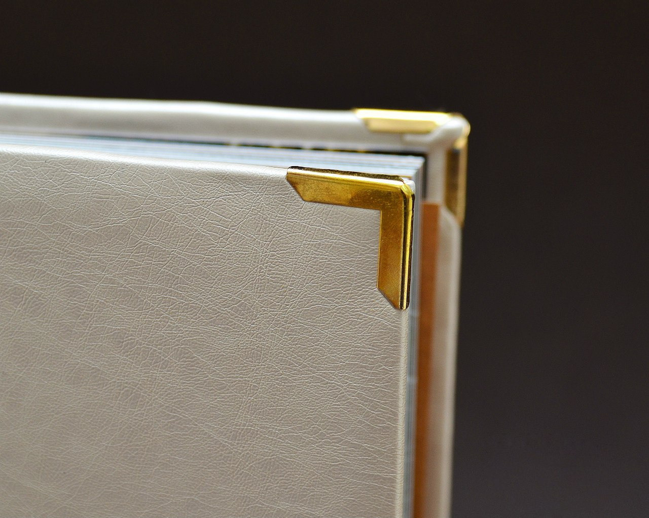 Изготовление фотокниг, фотоальбомы, минибуки в Белгороде. Фотограф в Белгороде — Андрей Бобрешов