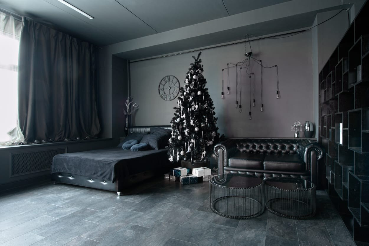 DАRК — зал 60 м² фотостудии в Москве с большими окнами, серыми стенами, потолком и полом, подходит для съемки с естественным светом. ВИЗУАЛИЗАТОР БРЕНДА: ФОТОГРАФ | ИМИДЖМЕЙКЕР| СТИЛИСТ МОСКВА